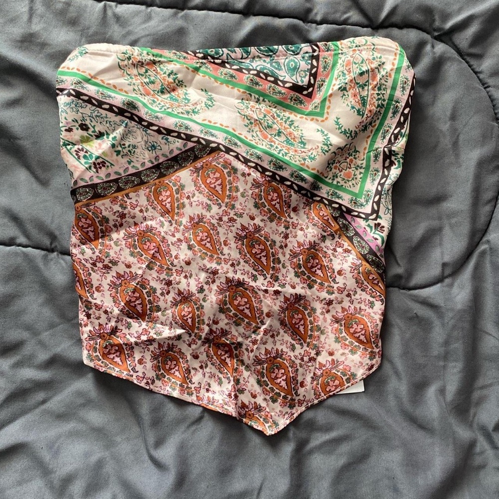 I got this top from cider for 15$ on sale +including tax. size small (Never worn